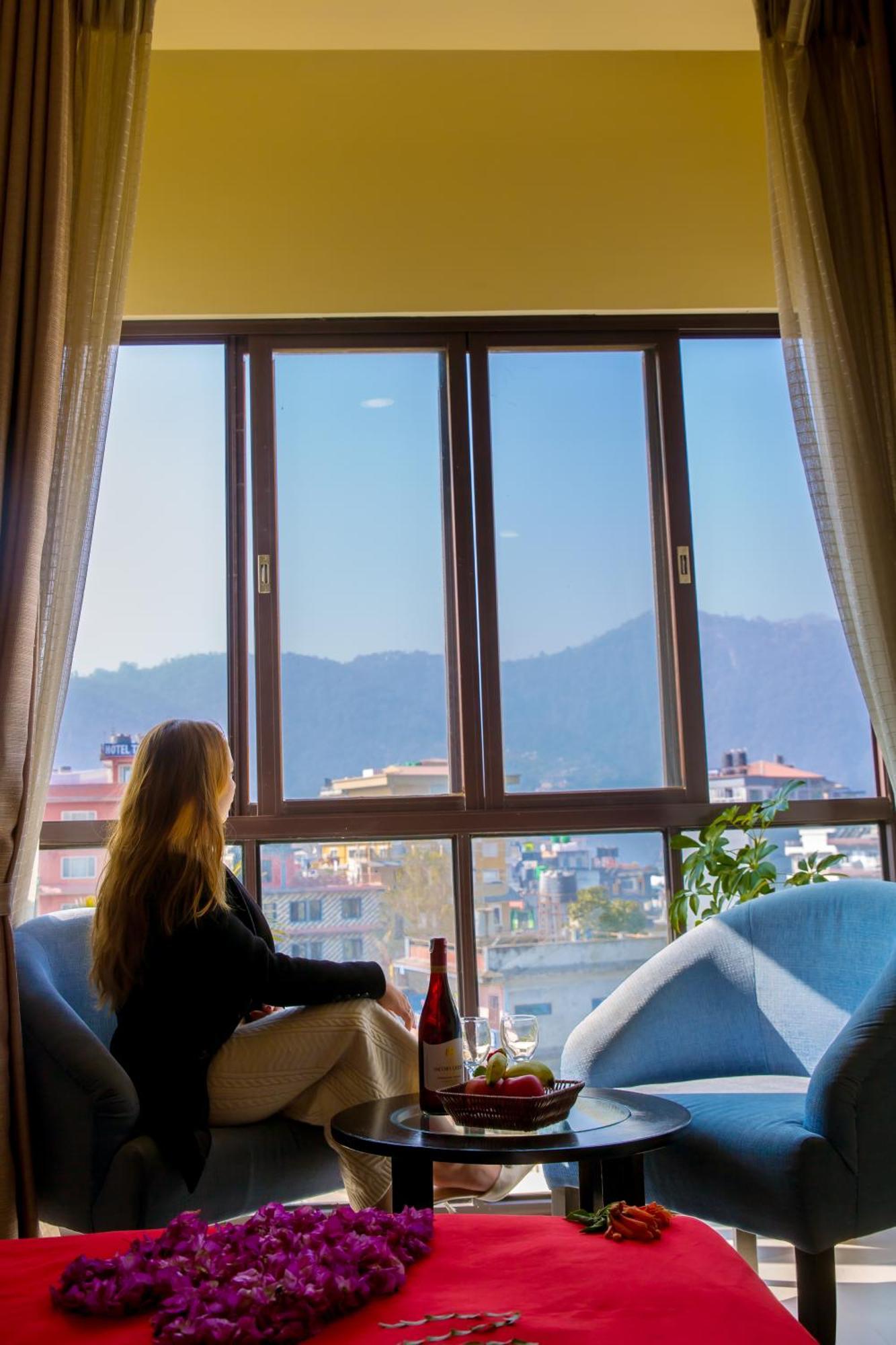 Tuki Resort Покхара Екстер'єр фото